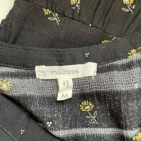 Maurices Black & Yellow Ditsy Floral Print Lace Popover Blouse Medium Women’s - Picture 10 of 12